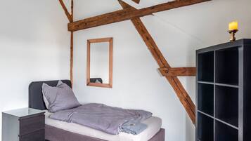 7 Schlafzimmer, WLAN, Bettwäsche
