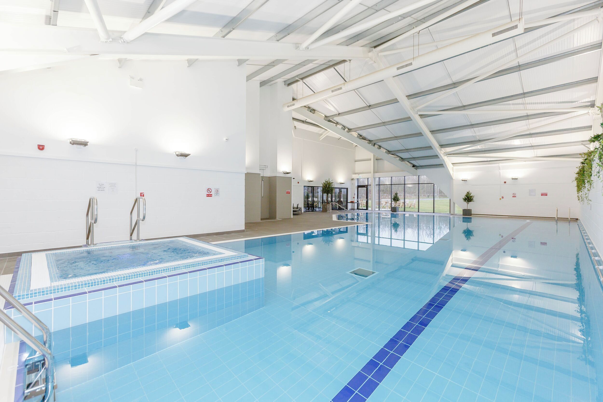 Indoor pool, outdoor pool