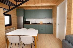 Dining - Gudauri Deka Alpine Cottages - Alpine 2 | Ski-in by Lift Pirveli (Gudauri)