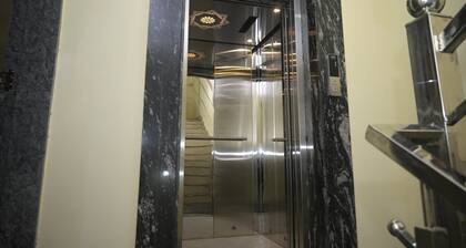 Hotel Nemi Residency