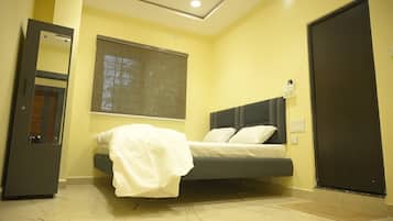 Deluxe Room | Free WiFi