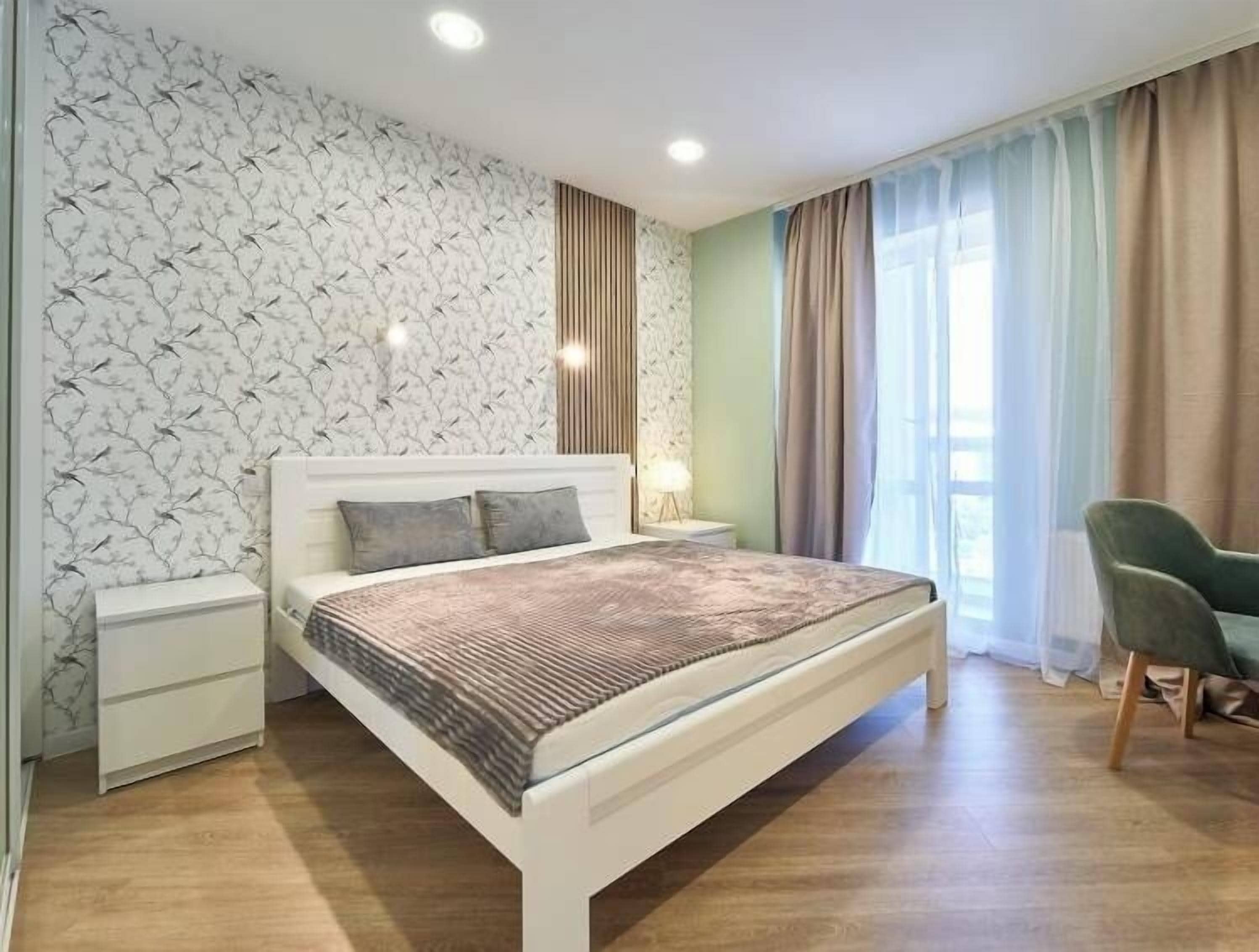 Deluxe Apartment, Balcony, Courtyard View | Blackout drapes, iron/ironing board, free WiFi