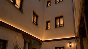 Living area - Magnolia Suites by Blossom Hotels (Granada)