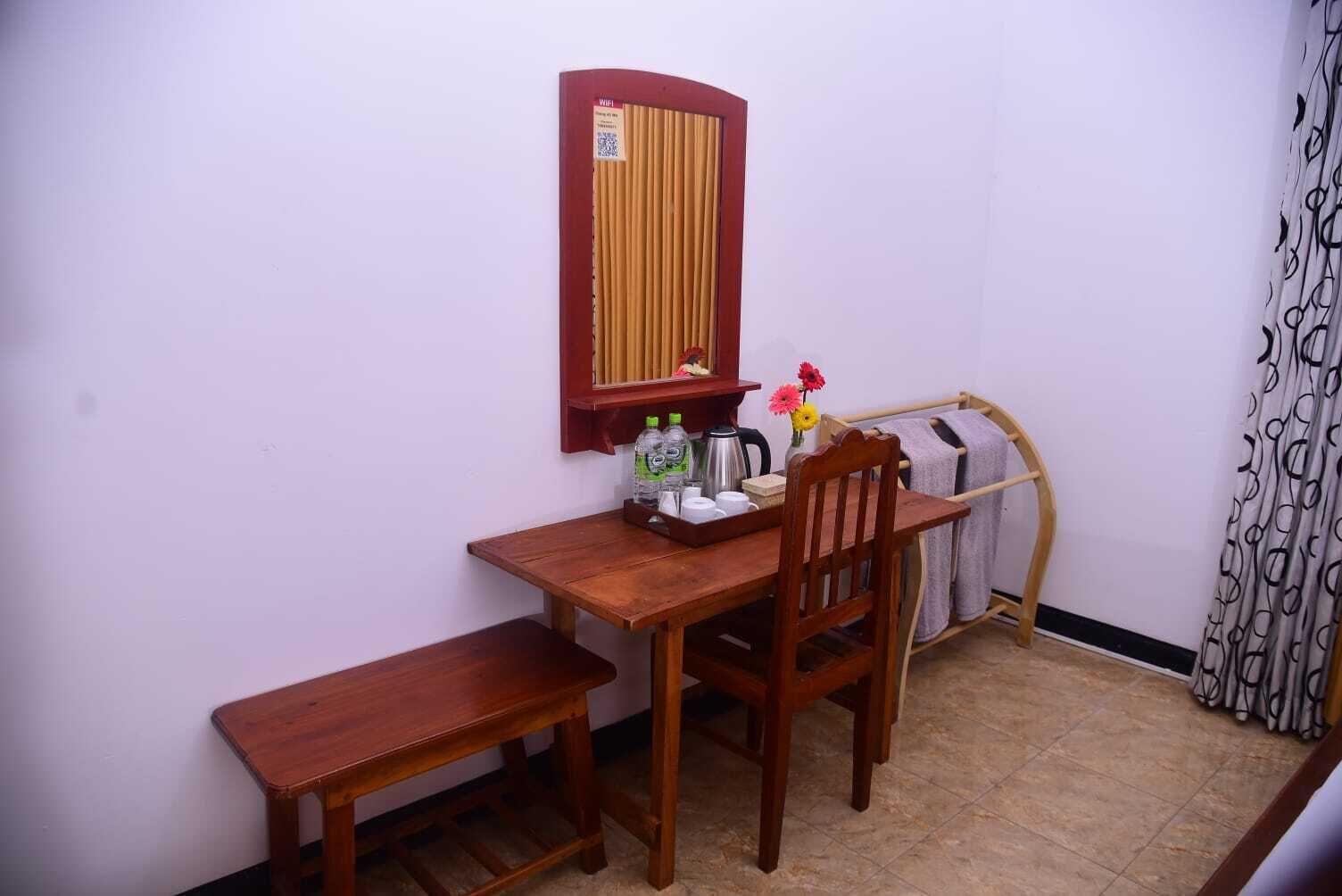 Comfort Double Room, Balcony, Garden View | Dining