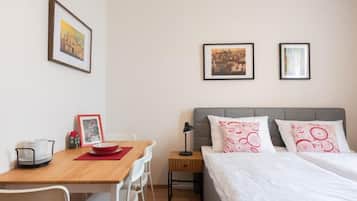 Camera familiare, vista città | Tende oscuranti, insonorizzazione, culla da viaggio, Wi-Fi gratuito
