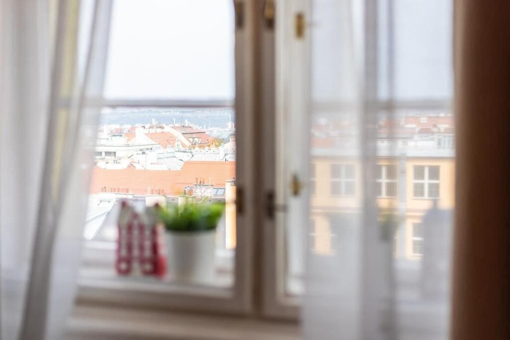 Family Room, City View | City view