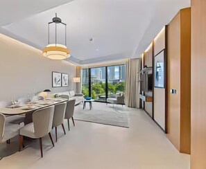 Interior - 2BR Address Residences Dubai Opera, Burj Khalifa View from all the rooms (Dubai)