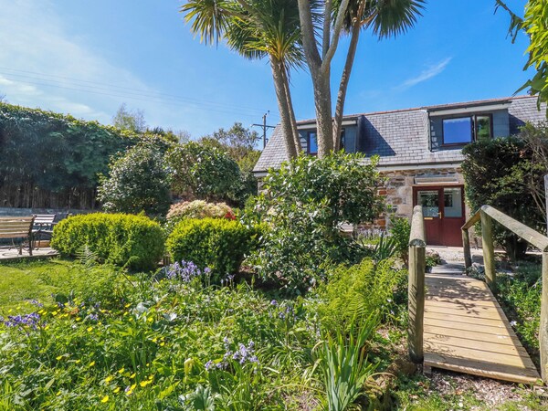Hydrangea Cottage - St Austell