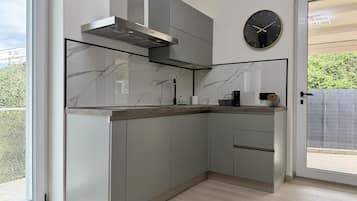 Fridge, microwave, coffee/tea maker, electric kettle