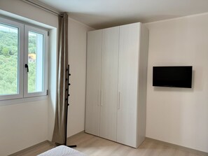 Free WiFi, bed sheets - Dimora degli Ulivi A (Imperia)