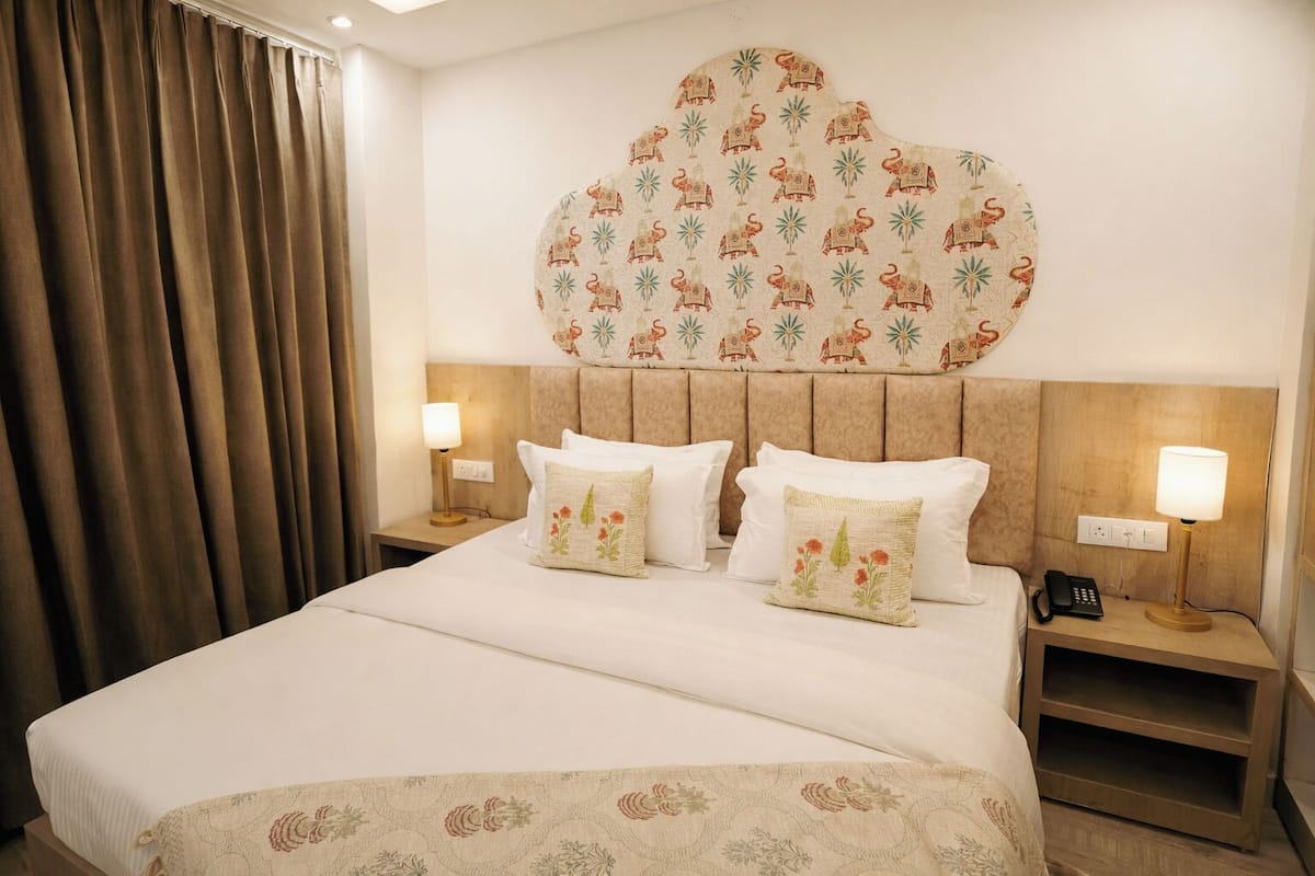 Deluxe Double Room, Non Smoking, Pets Allowed