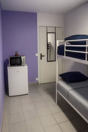 Interior - Modern room sleeps 14 + kitchen and terrace (Brétigny-sur-Orge)