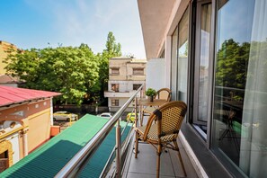 Terrace/patio - Urban Elegance Stylish Central Stay (Bucarest,)