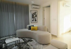 Economy Apartment, Balcony, City View | Living area