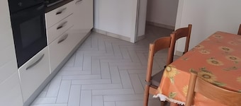 Cozy 'Livorno Apartment' with Wi-Fi and Air Conditioning