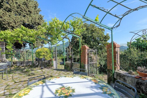 Villa « Ponzio » avec vue sur la mer, jardin privé et Wi-Fi