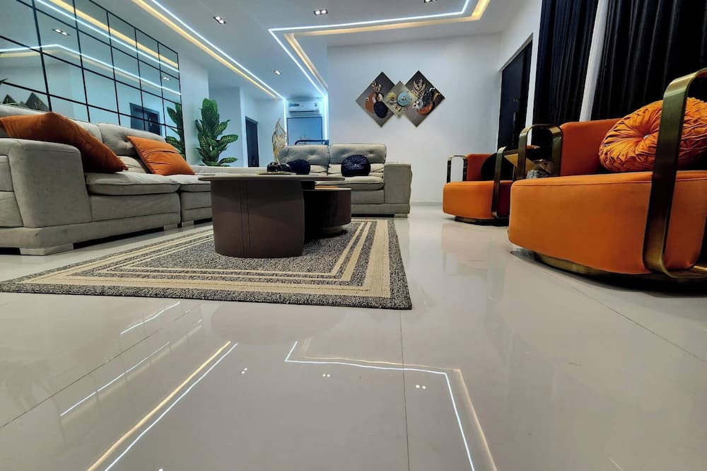 Stan Haven Apartment
