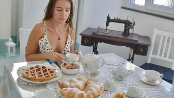 Dagelijks ontbijtbuffet inbegrepen