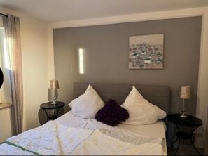 2 habitaciones y muebles diferentes 