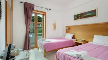 Iron/ironing board, WiFi, bed sheets