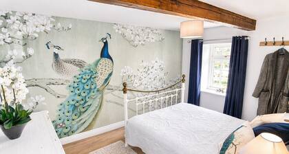 Hawthorn Cottage, Temple Sowerby - dog friendly, romantic cottage