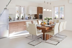 Family Villa, Multiple Bedrooms, Sea Facing (Villa Royal Blue) | Dining - Villa Royal Blue (Rasa)