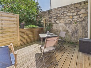 Outdoor dining - Near the sea, apartment for 2 with terrace (Le Croisic)