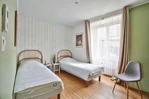 3 bedrooms, iron/ironing board, free WiFi - Superb house for 6, beach 400 m away (Saint-Suliac)