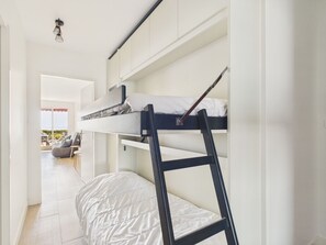 Iron/ironing board - Stunning sea view with terrace, 2 adults 2 children (Saint-Hilaire-de-Riez)