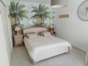 Room - Vrbo Property (Saint-Brevin-les-Pins)