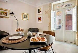 Dining - Vrbo Property (Siracusa)