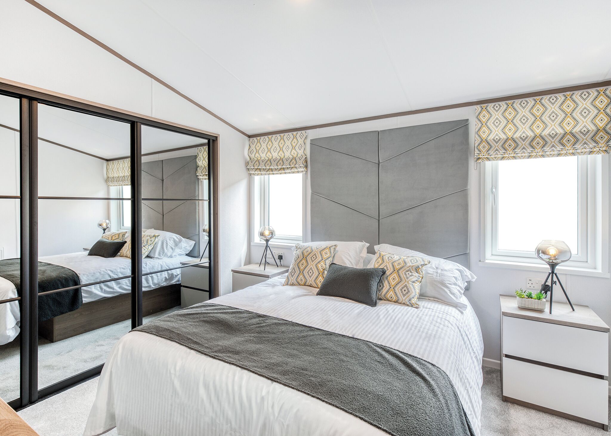 2 bedrooms
