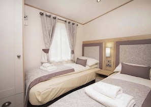 2 bedrooms