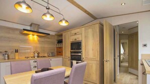 Private kitchen - Platinum Caravan 2 (Pet) (Lochgoilhead, on the Drimsynie Estate, Argyll)