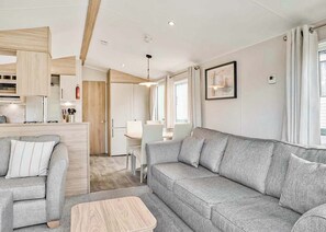 TV - Top of the range deluxe caravan with stylish, modern contemporary living area. (Hunters Quay, Argyll)