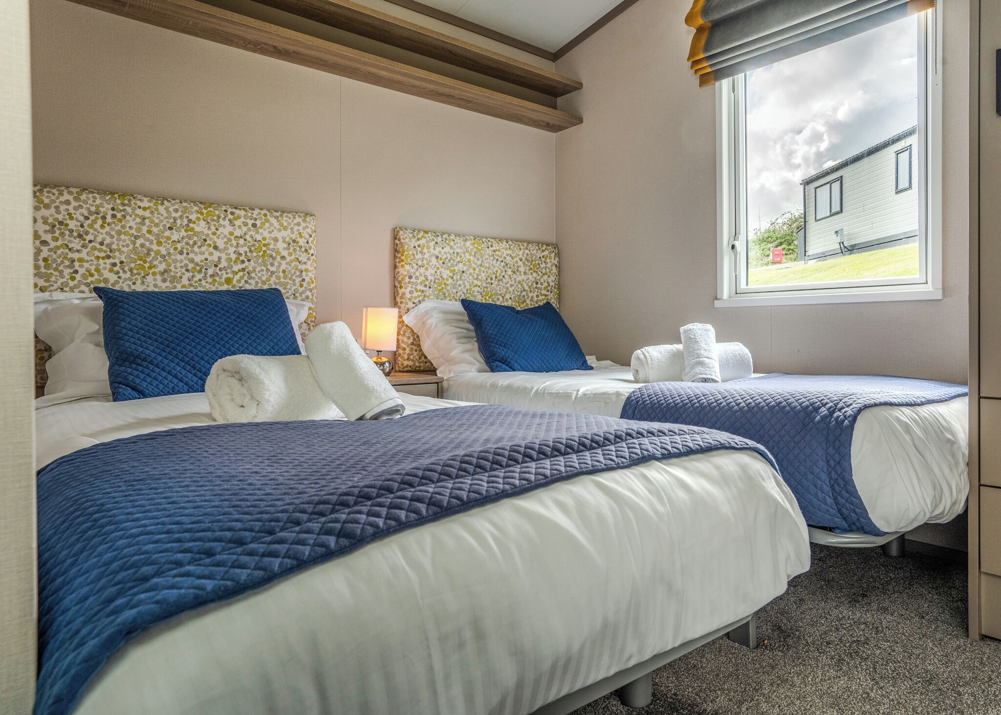 3 bedrooms, Internet