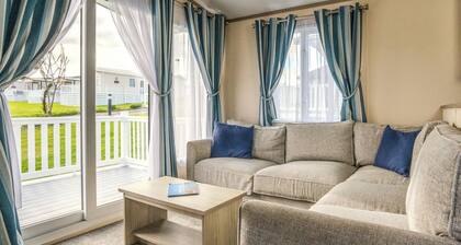 1 bedroom accommodation in Mawgan Porth, Nr Newquay