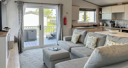 Exclusive Lodge 3 Bed (Pet)
