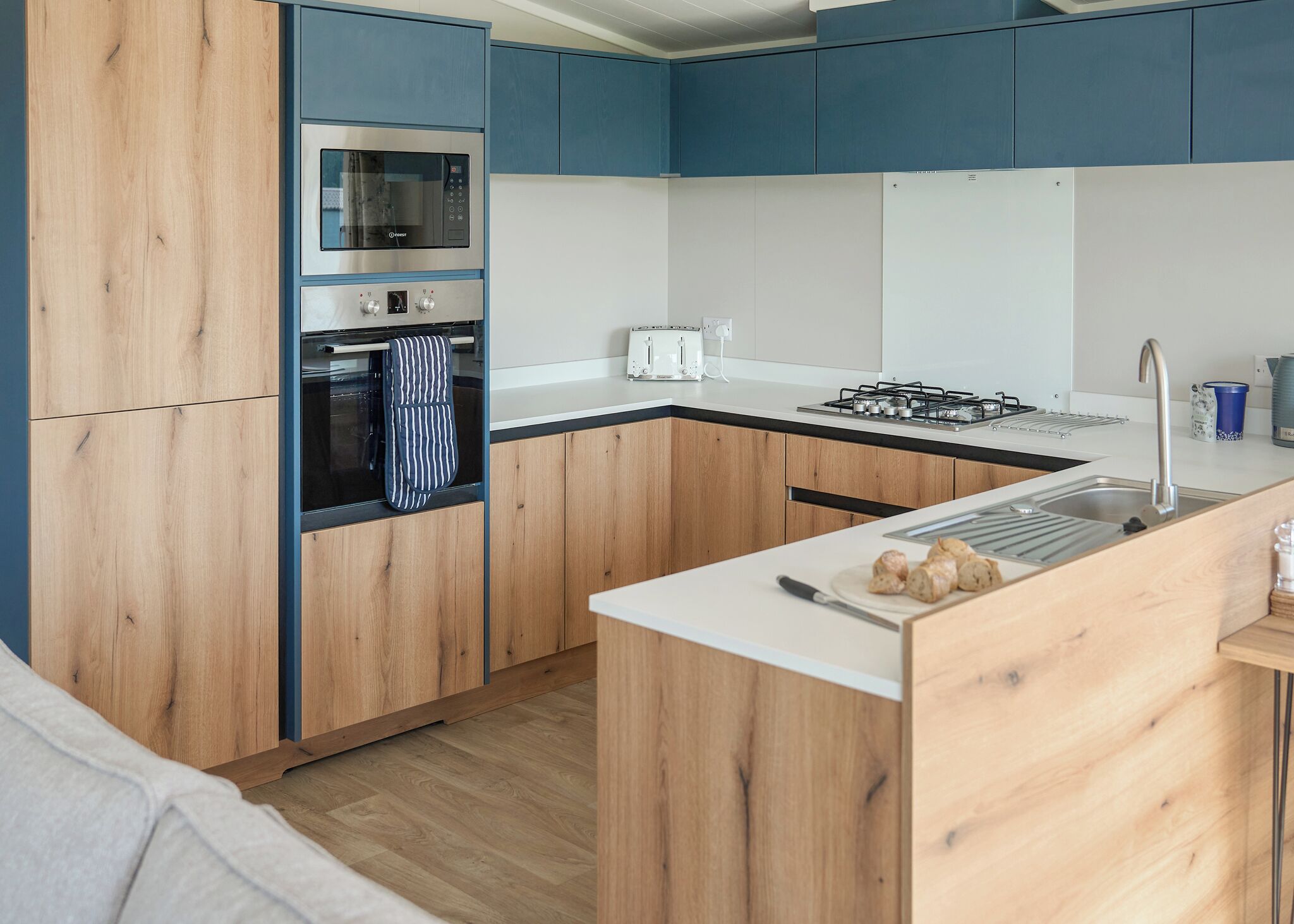 Fridge, oven, stovetop, toaster