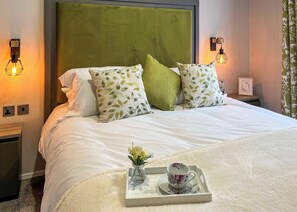 Unclassified image, 5 of 23, button - Exclusive Lodge 3 Bed HT (Landford, Nr Salisbury)