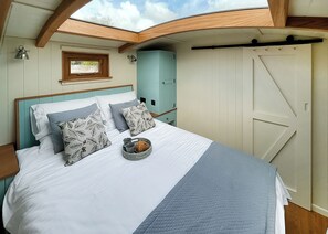 1 bedroom, free WiFi - 1 bedroom accommodation in Landford, Nr Salisbury (Landford, Nr Salisbury)