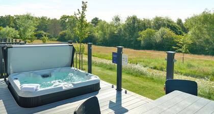 Exclusive Lodge 3 Bed (Pet) HT
