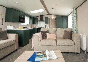 Living area - 1 bedroom accommodation in Landford, Nr Salisbury (Landford, Nr Salisbury)