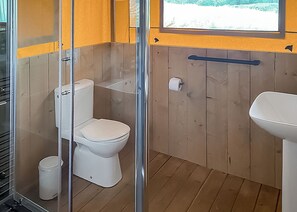 Bathroom - The Woody Safari Tent (Pet) (Landford, Nr Salisbury)