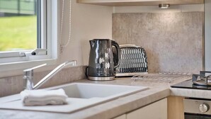 Fridge, oven, stovetop, toaster - 1 bedroom accommodation in Hunters Quay, Argyll (Hunters Quay, Argyll)
