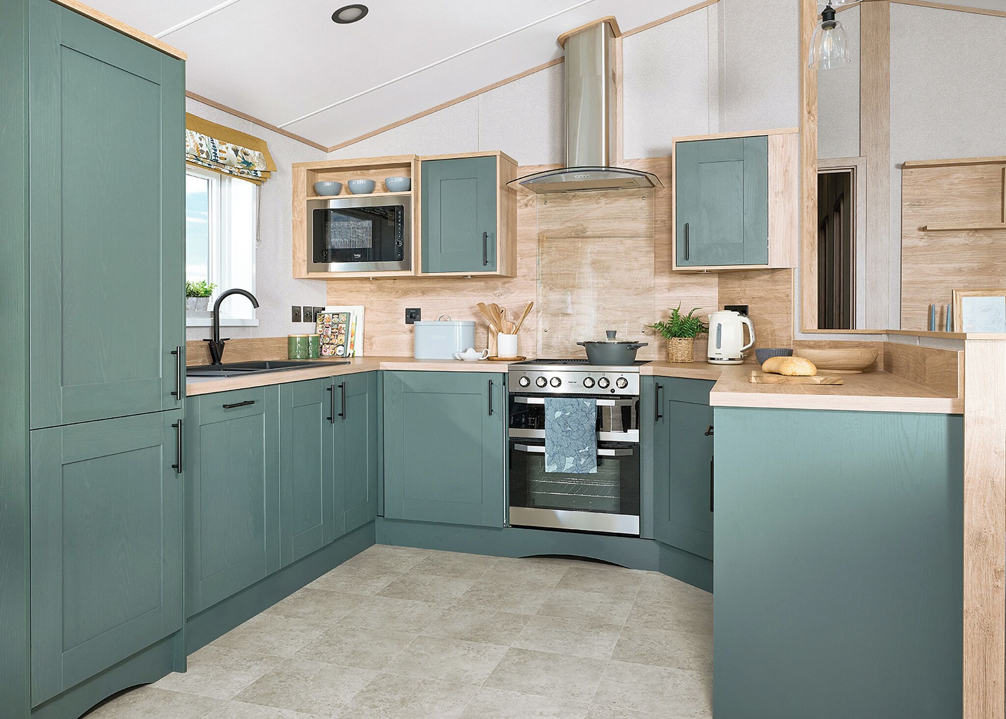 Fridge, oven, stovetop, toaster