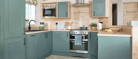 Fridge, oven, stovetop, toaster