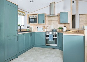 Fridge, oven, stovetop, toaster