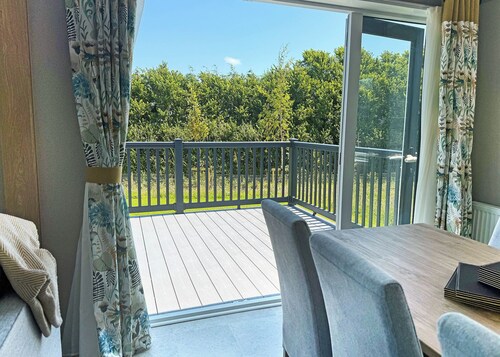 Exclusive 4 Bed HT (Pet)