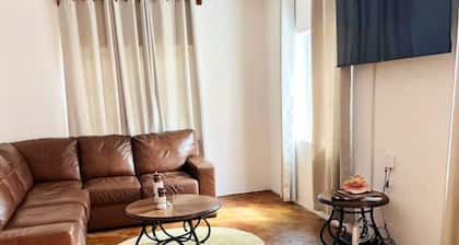 Perfect View - Private Downstairs in Shared House